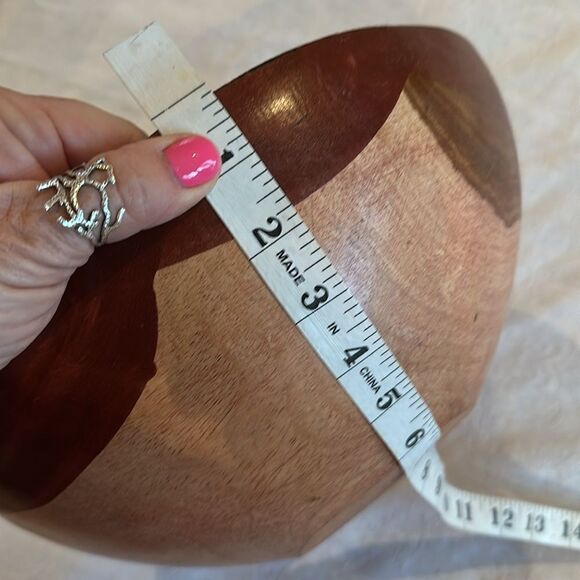 Vintage Hand Crafted Wooden Bowl African Folk Art Brown Giraffe Zebra Elephant - Picture 8 of 8